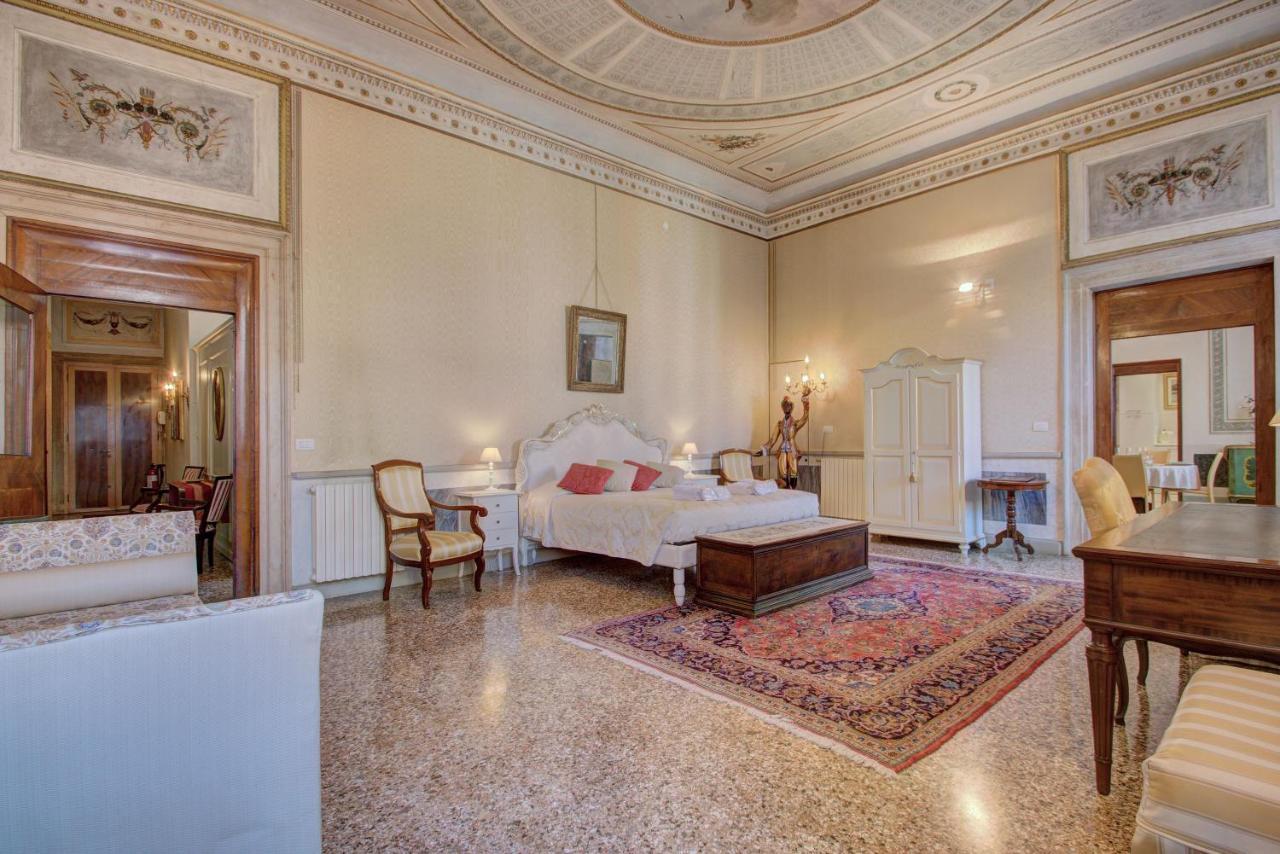 Doge Stair, Gorgeous - Bbc Venice Grand 2024 Tour Recorded Here! Экстерьер фото