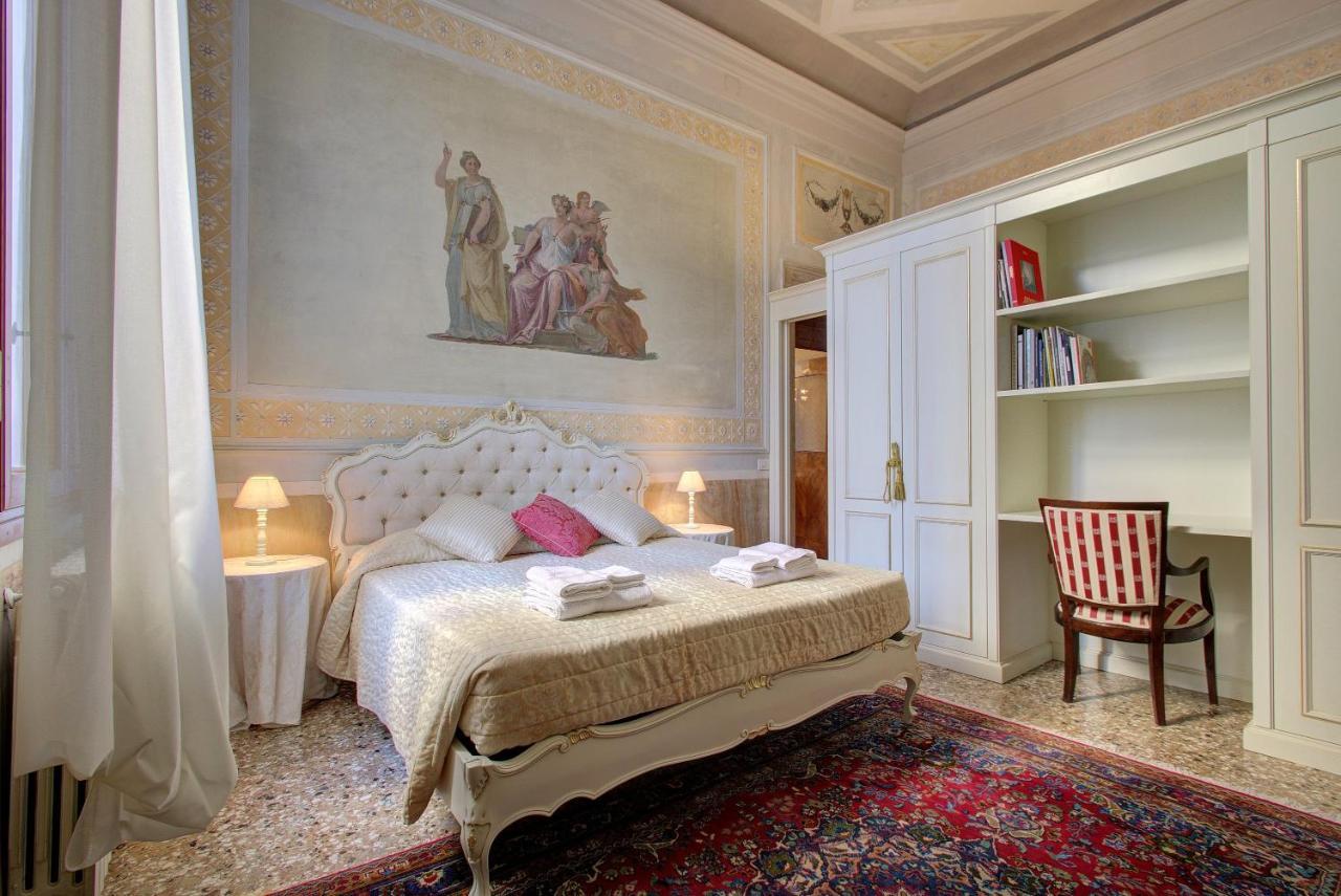 Doge Stair, Gorgeous - Bbc Venice Grand 2024 Tour Recorded Here! Экстерьер фото